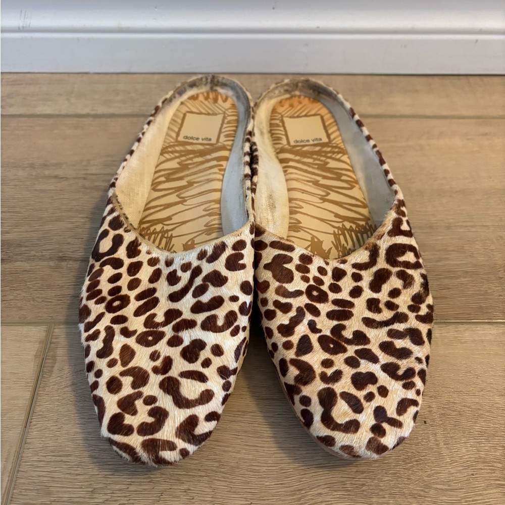 Dolce Vita Brown and Cream Flats